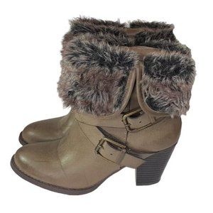 Just Fab Boots Womens Size 9 Ankle Boots Mckinley Taupe Faux Fur Trim Br…